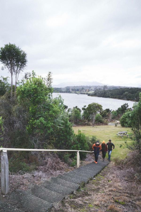 Hostel Lone Moose Backpackers Te Anau Exterior foto
